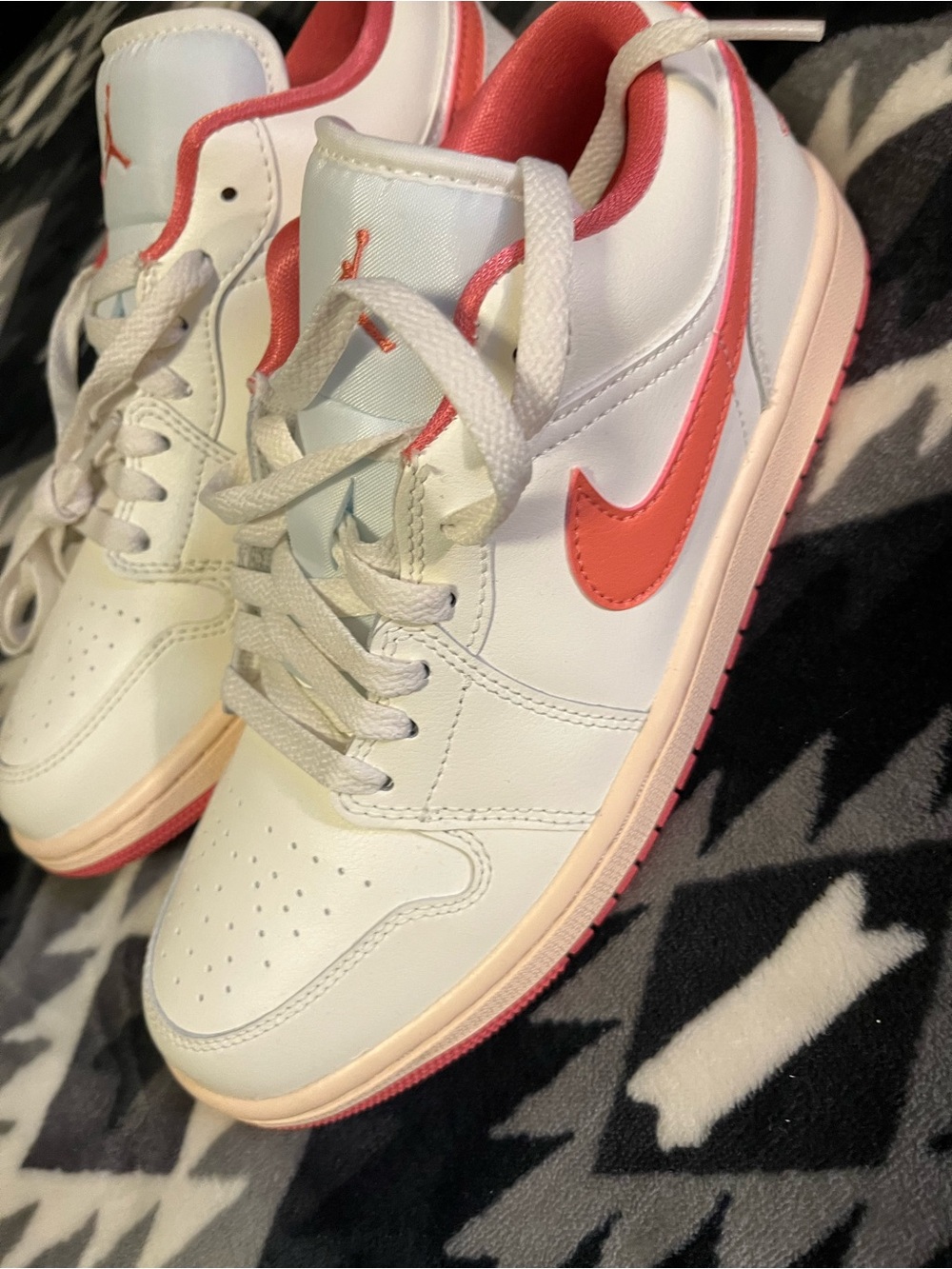 Nike Kids' White & Coral Low-Top Sneakers